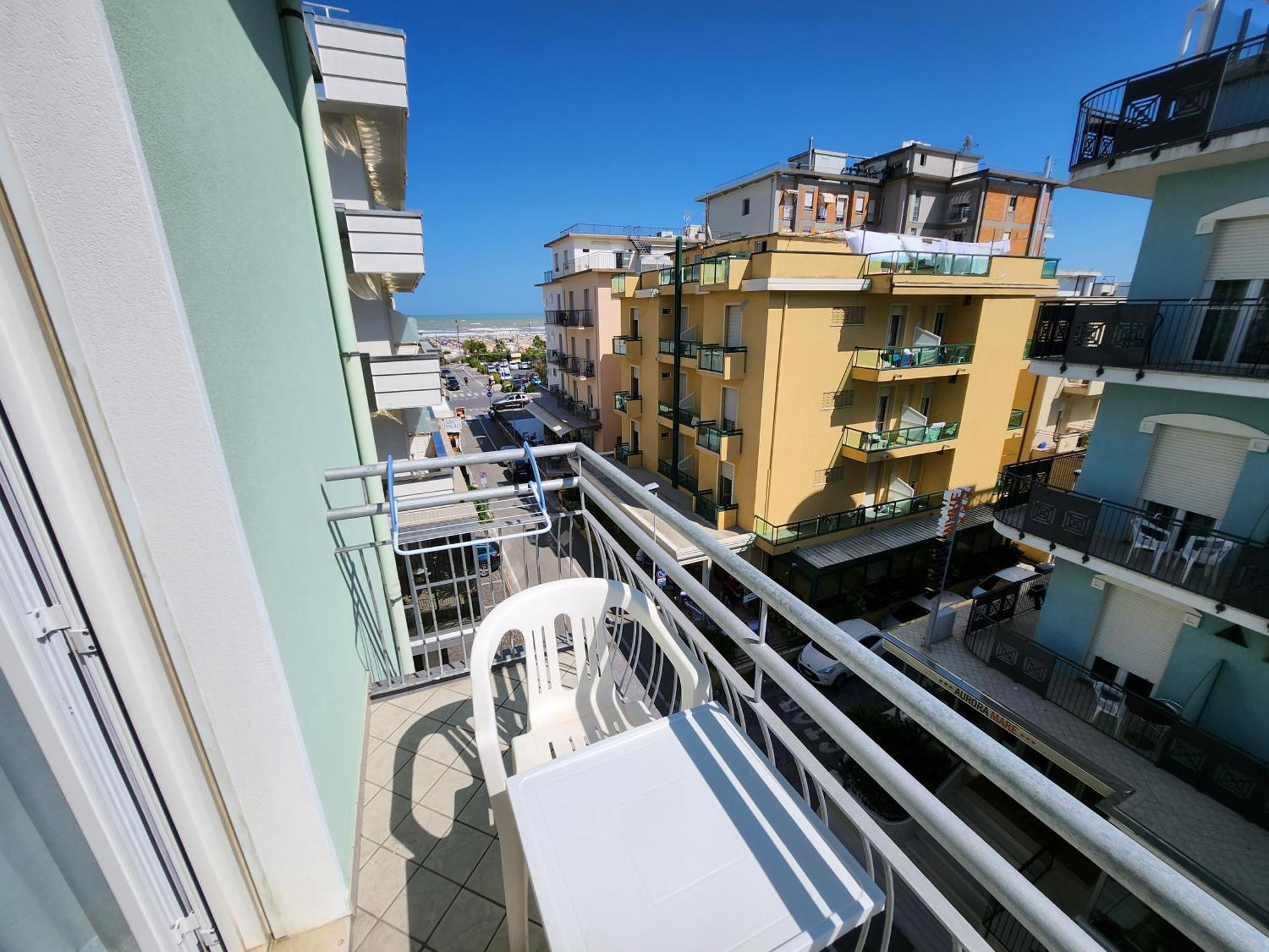 Alevon Hotel Rimini Exterior photo
