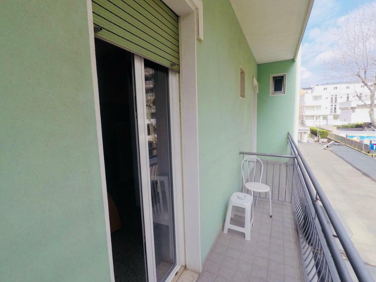 Alevon Hotel Rimini Exterior photo